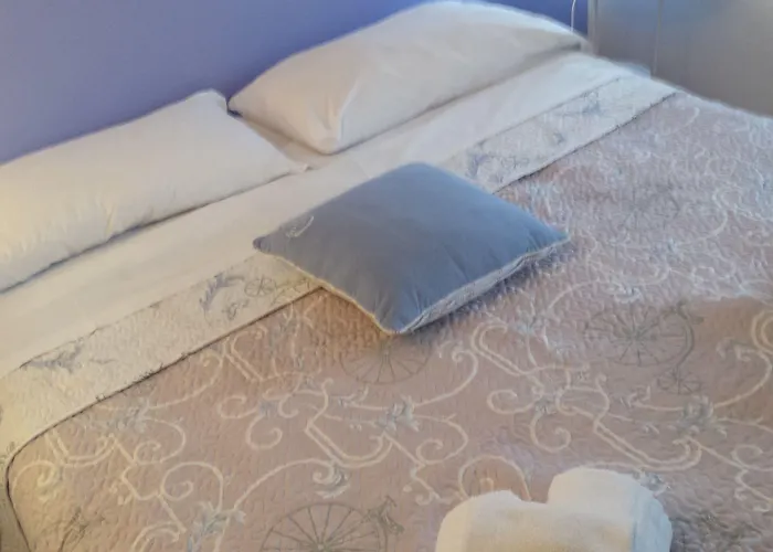 לינה וארוחת בוקר St. John 4*